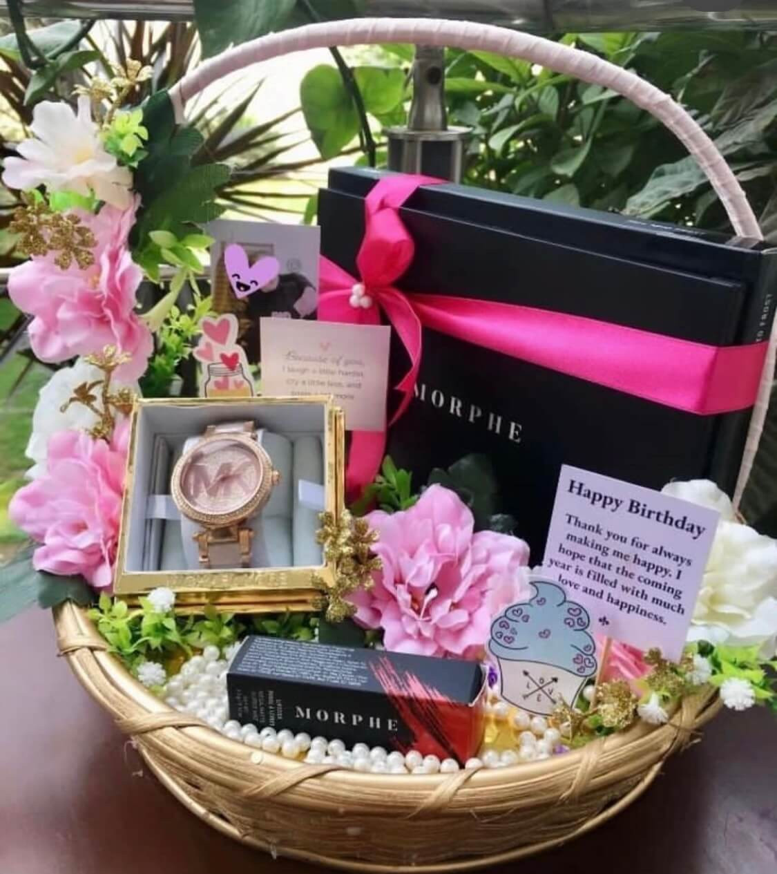 Luxury basket for her