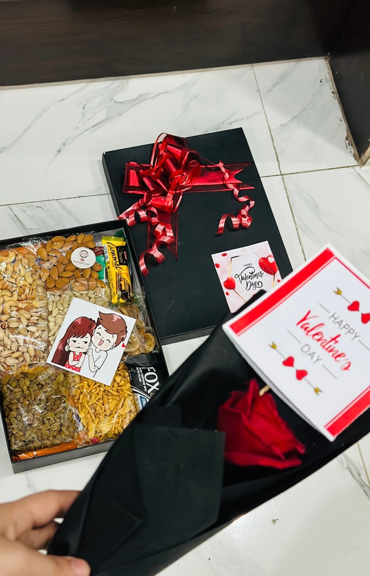 Dry fruits box with love cards